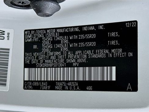 Used 2023 Toyota Highlander Limited image 26