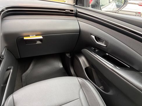 Used 2024 Hyundai Tucson Limited AWD/4WD image 39