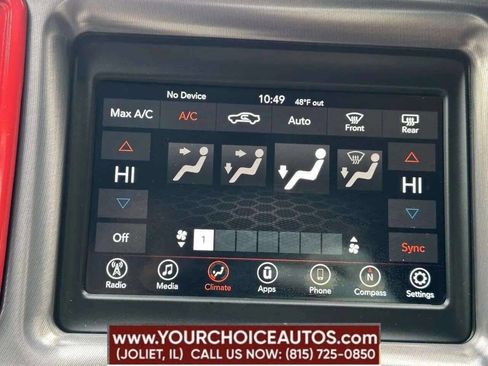 Used 2019 Dodge Challenger R/T image 38