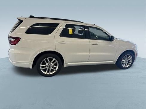 Used 2024 Dodge Durango GT RWD image 9