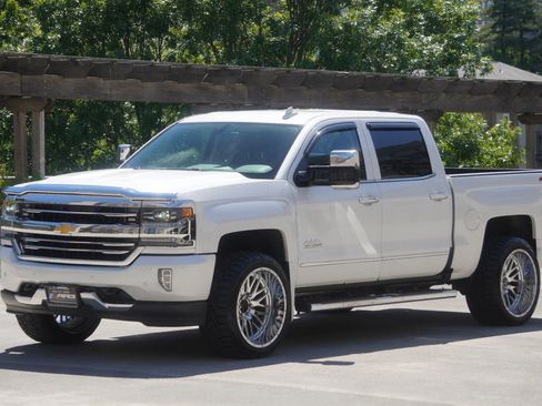 Used 2016 Chevrolet Silverado 1500 High Country AWD/4WD image 6