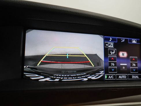 Used 2015 Lexus LS 460 w/ Comfort Package RWD image 28