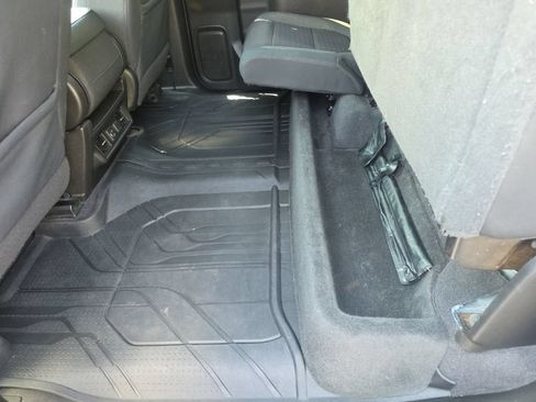 Used 2020 Chevrolet Silverado 1500 LT w/ All-Star Edition AWD/4WD image 27