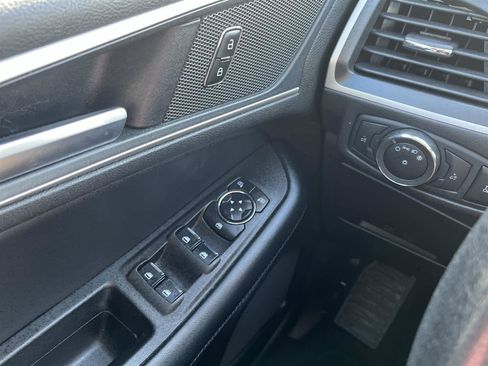 Used 2023 Ford Edge SEL image 26