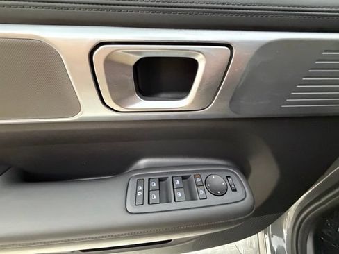Used 2026 Hyundai Santa Fe SEL AWD/4WD image 28