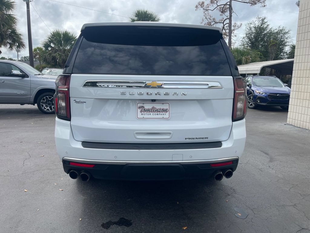 Used 2023 Chevrolet Suburban Premier AWD/4WD image 4