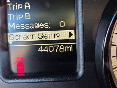 Used 2017 RAM 1500 Express image 30