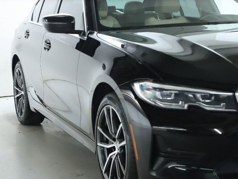 Used 2022 BMW 330i xDrive Sedan w/ Premium Package 2 image 12