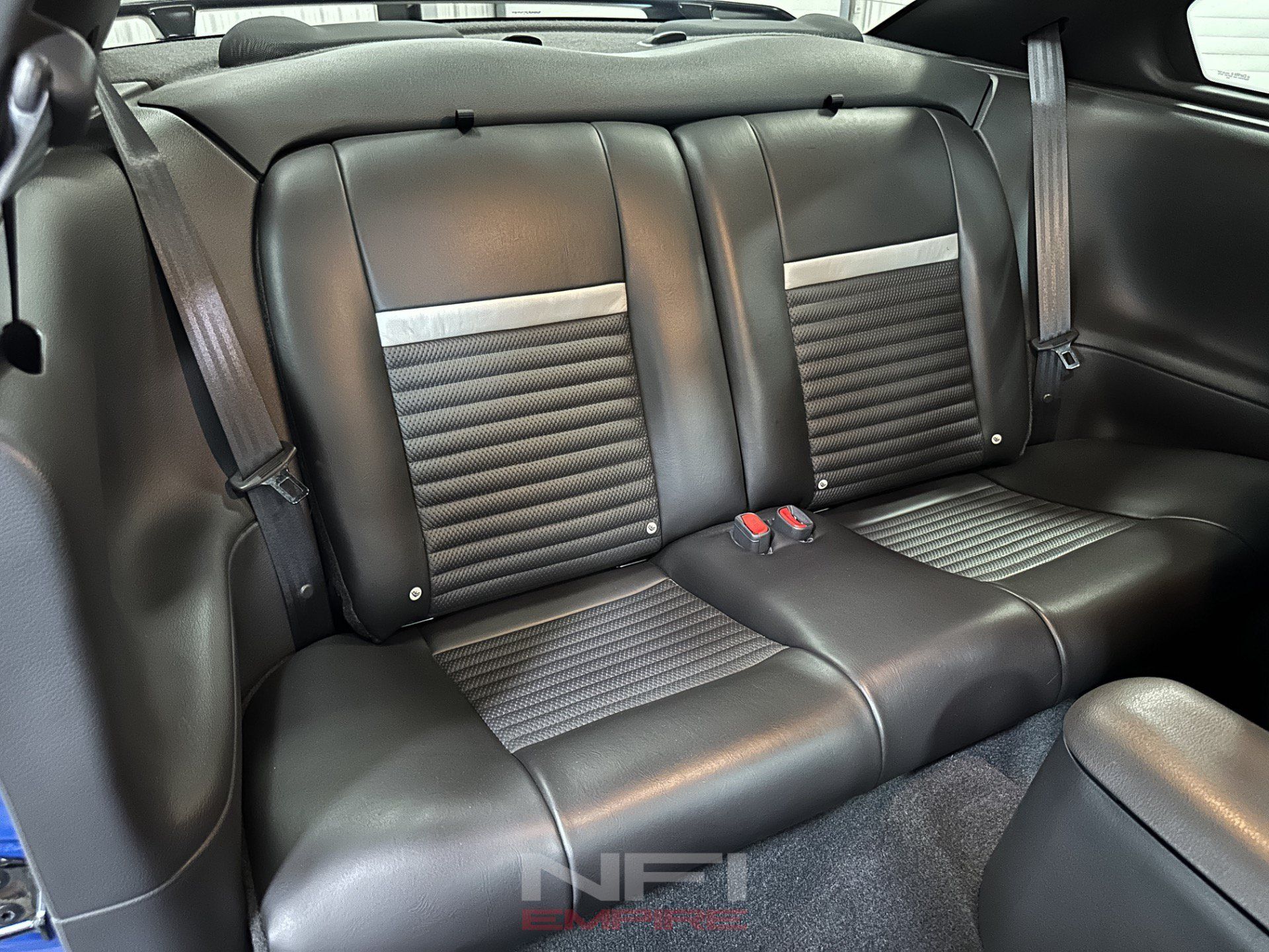 Used 2004 Ford Mustang Mach 1 RWD image 36