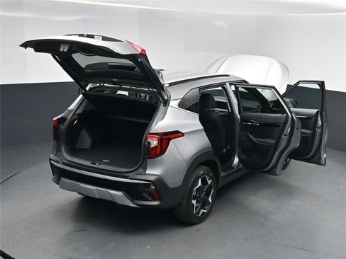 New 2026 Kia Seltos EX image 17