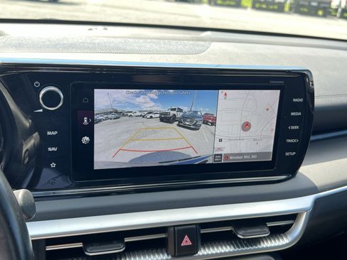Used 2022 Kia K5 GT-Line FWD image 16