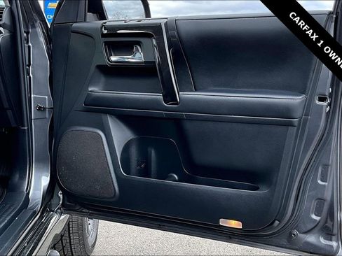 Used 2021 Toyota 4Runner Nightshade image 27