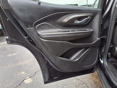 Certified 2022 GMC Terrain SLE w/ Driver Convenience Package image 28