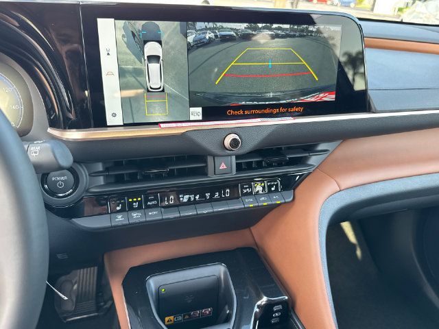 New 2026 Toyota Crown Signia w/ Advanced Technology Package AWD/4WD image 31