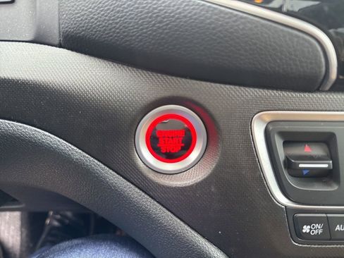 Certified 2022 Honda Passport TrailSport image 16