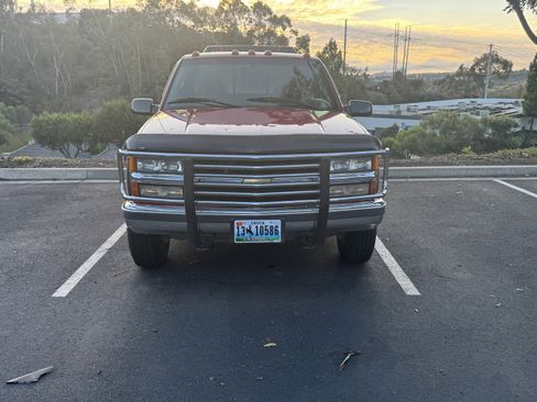 Used 1996 Chevrolet Silverado 3500 4x4 Regular Cab image 2