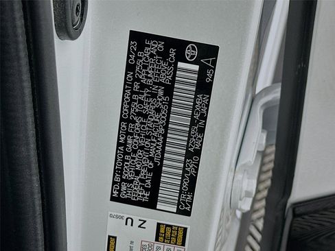 Certified 2023 Toyota Crown Limited image 23