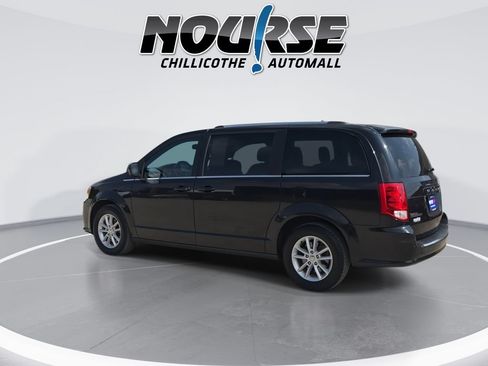 Used 2018 Dodge Grand Caravan SXT FWD image 6