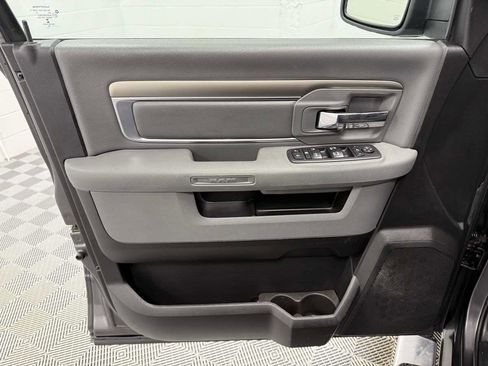 Used 2018 RAM 1500 Big Horn image 9