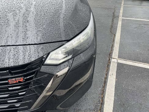 Used 2025 Nissan Sentra SR w/ Midnight Edition image 14