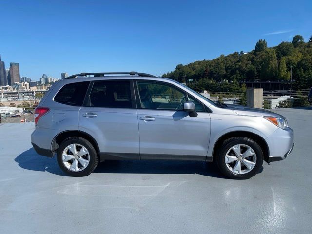 Used 2016 Subaru Forester 2.5i Premium w/ All-Weather Package AWD/4WD image 2