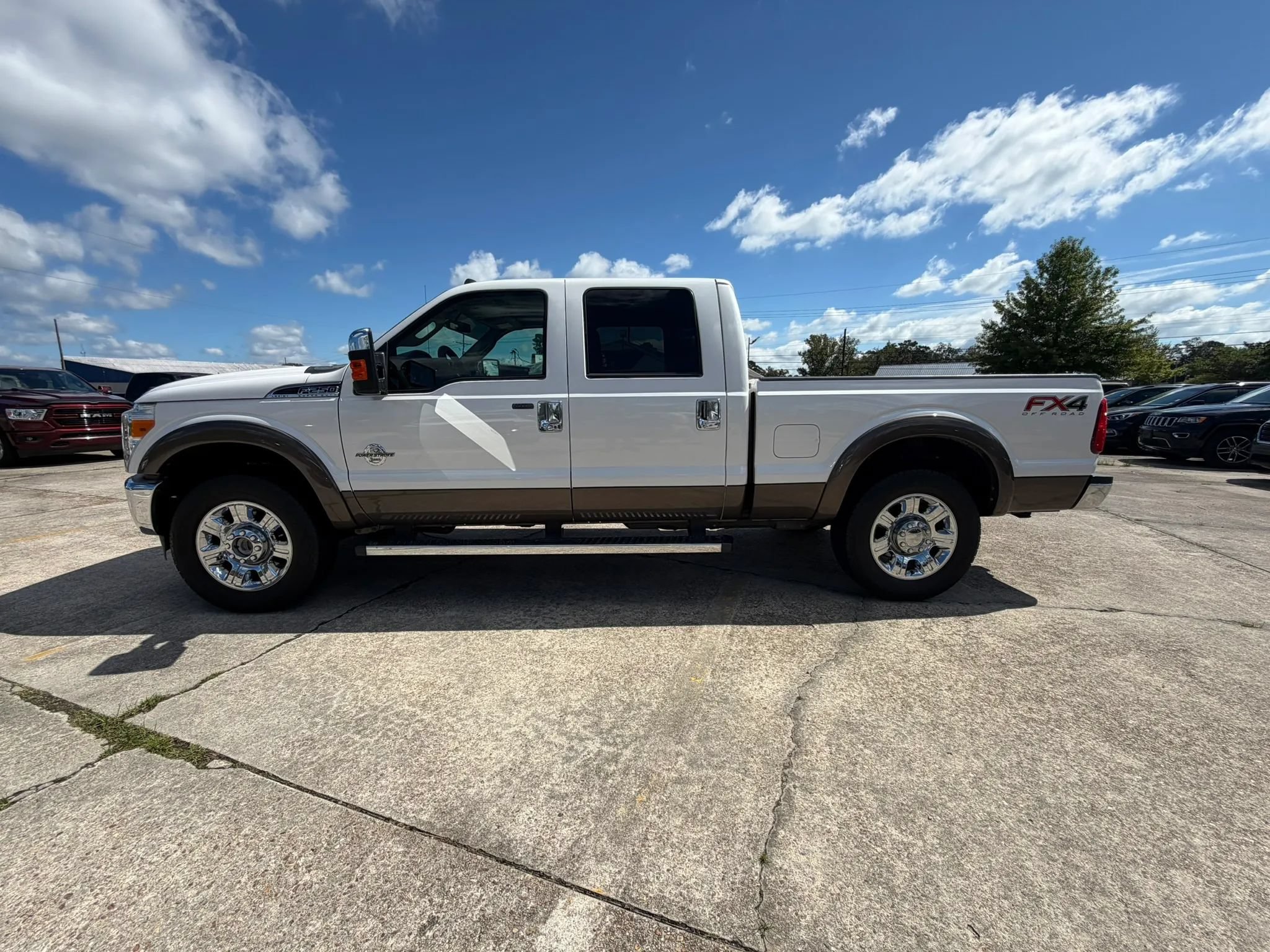 Used 2015 Ford F250 Lariat w/ Lariat Ultimate Package AWD/4WD image 2