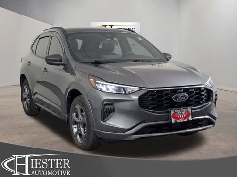 Used 2024 Ford Escape ST-Line w/ Tech Pack #1 AWD/4WD image 1