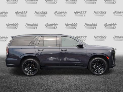 Used 2022 Cadillac Escalade Sport w/ Touring Package AWD/4WD image 11
