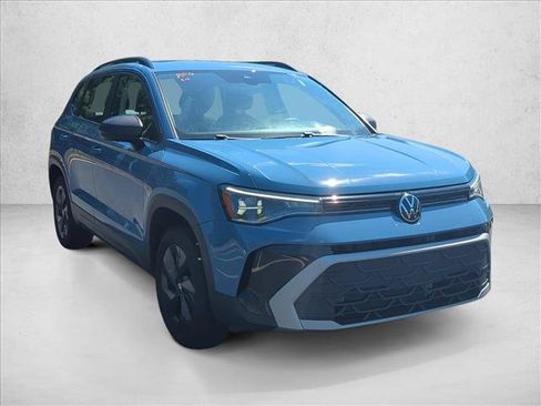 Used 2025 Volkswagen Taos S FWD image 3