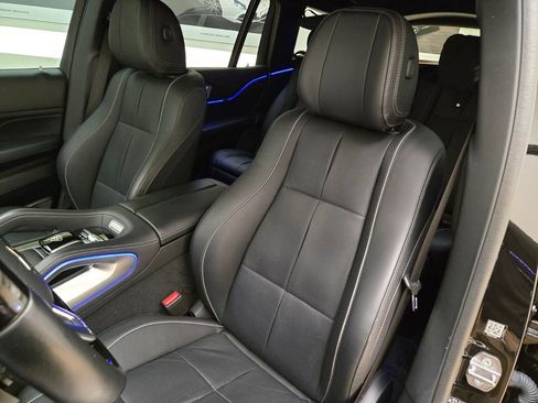 Used 2021 Mercedes-Benz Maybach GLS 600 4MATIC image 33