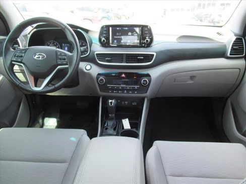 Used 2020 Hyundai Tucson Sport FWD image 11