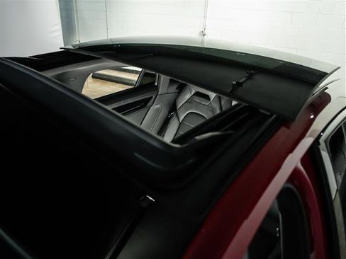 Certified 2025 Porsche Panamera image 17