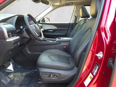 Used 2025 Toyota Grand Highlander AWD Hybrid image 16