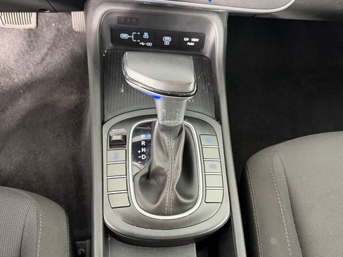 Used 2024 Hyundai Kona SEL AWD/4WD image 15