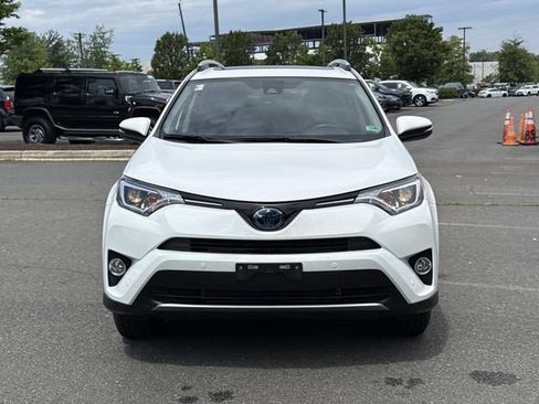 Used 2016 Toyota RAV4 XLE w/ Convenience Package AWD/4WD image 6