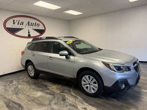 Used 2018 Subaru Outback 2.5i Premium AWD/4WD image 4