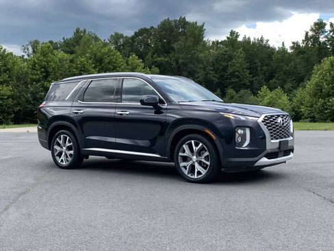Used 2020 Hyundai Palisade SEL w/ Premium Package FWD image 1