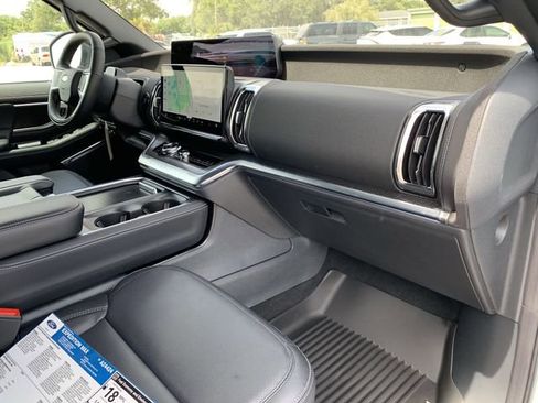 New 2025 Ford Expedition Max Platinum w/ Stealth Performance Package image 13