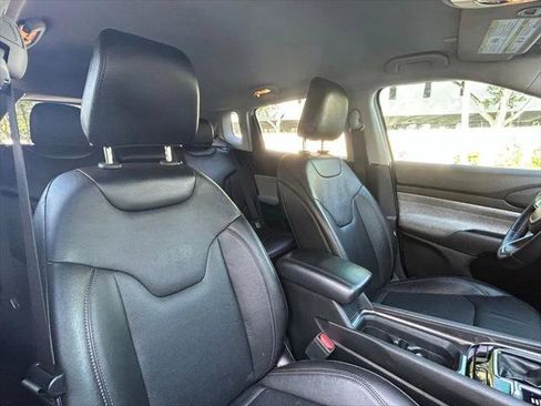 Certified 2022 Jeep Compass Latitude AWD/4WD image 31