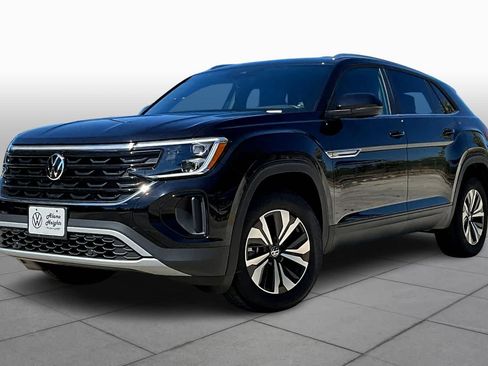 New 2026 Volkswagen Atlas Cross Sport SE FWD image 1