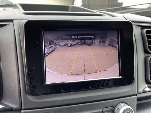 Used 2025 RAM ProMaster 2500 w/ Convenience Group FWD image 14
