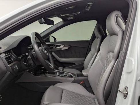 Used 2022 Audi S4 Premium Plus w/ Premium Plus Package AWD/4WD image 14