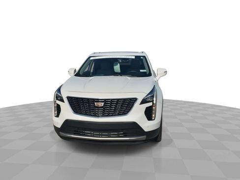 Certified 2023 Cadillac XT4 Premium Luxury w/ Cold Weather Package FWD image 3