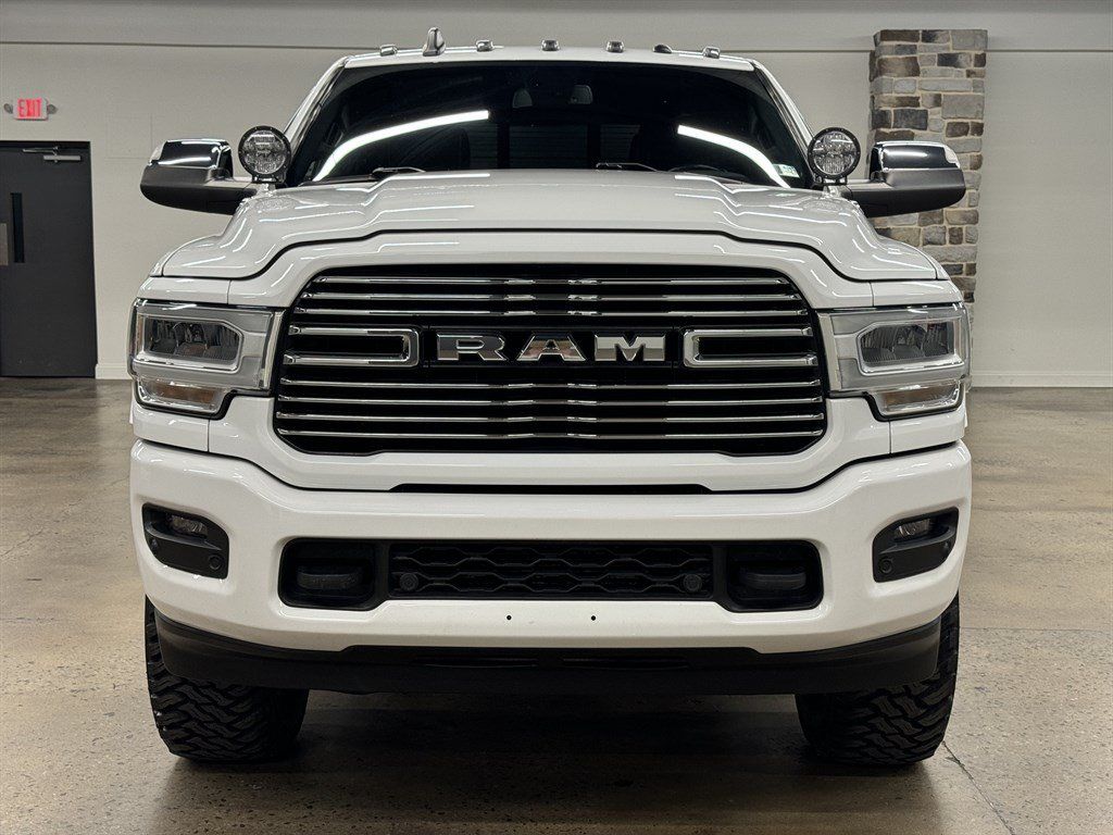 Used 2020 RAM 3500 Laramie AWD/4WD image 2