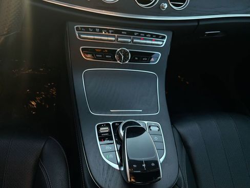 Used 2018 Mercedes-Benz E 300 4MATIC w/ Premium 1 Package image 22
