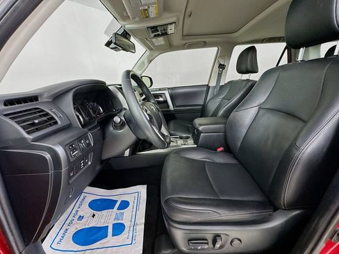 Used 2022 Toyota 4Runner Limited AWD/4WD image 25