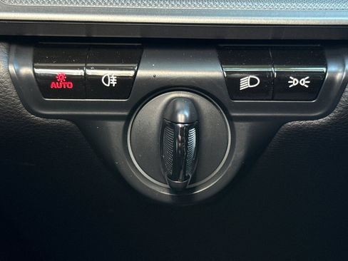 Used 2021 Porsche 911 Carrera image 28