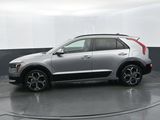 Used 2023 Kia Niro EX Touring image 2
