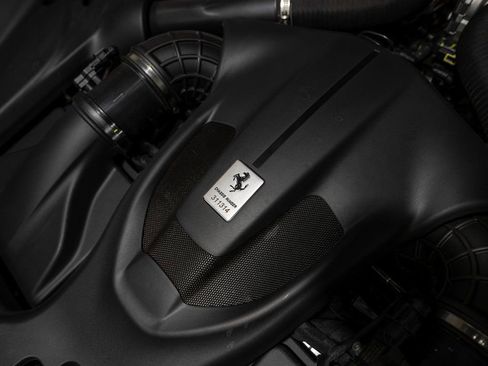 Certified 2024 Ferrari Roma Spider RWD image 23