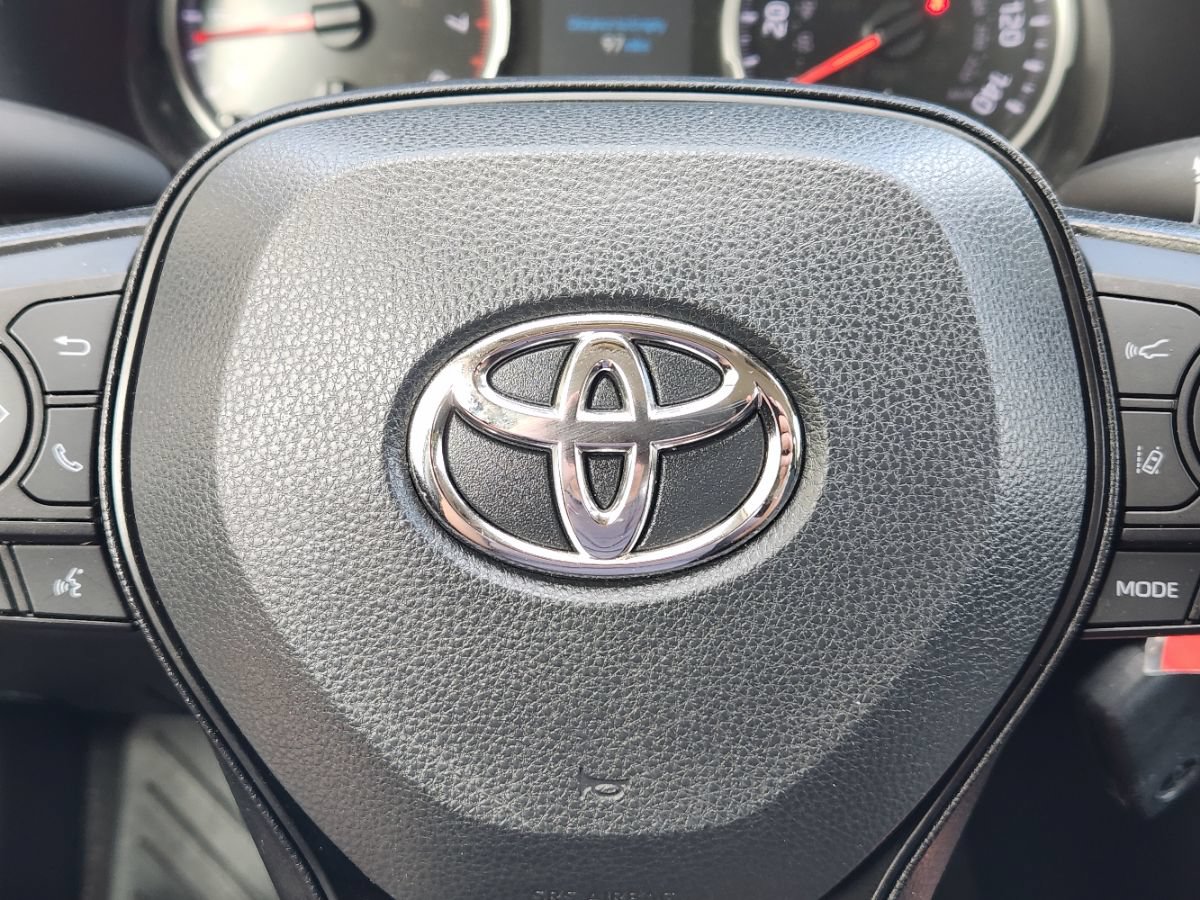 Used 2022 Toyota RAV4 LE FWD image 48